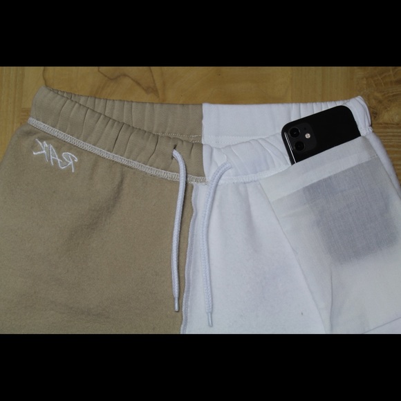 Beige and white colour block sweatpants - Picture 3 of 4